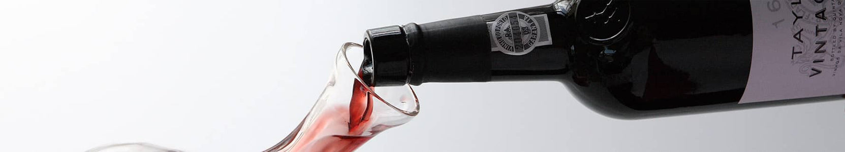 Decanting Port