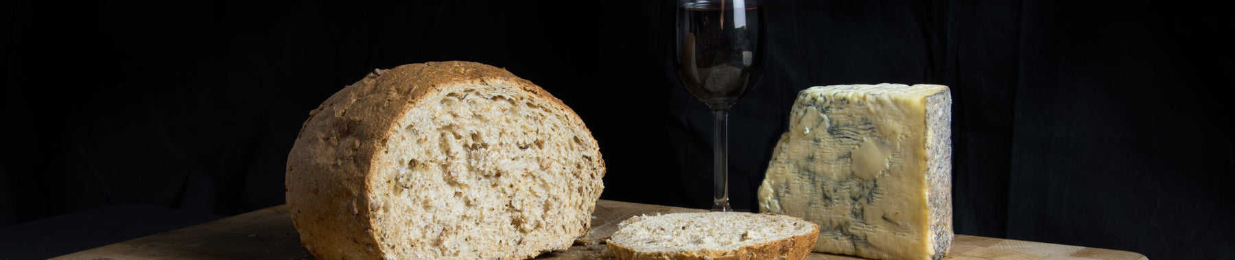 Fonseca Guimaraen Vintage Port With Cheese