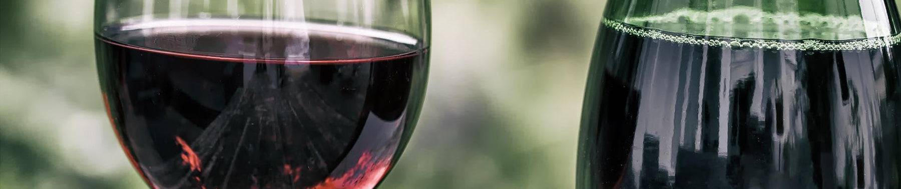 How To Serve Port Wine: Temperature, Glass & Decanting Guide