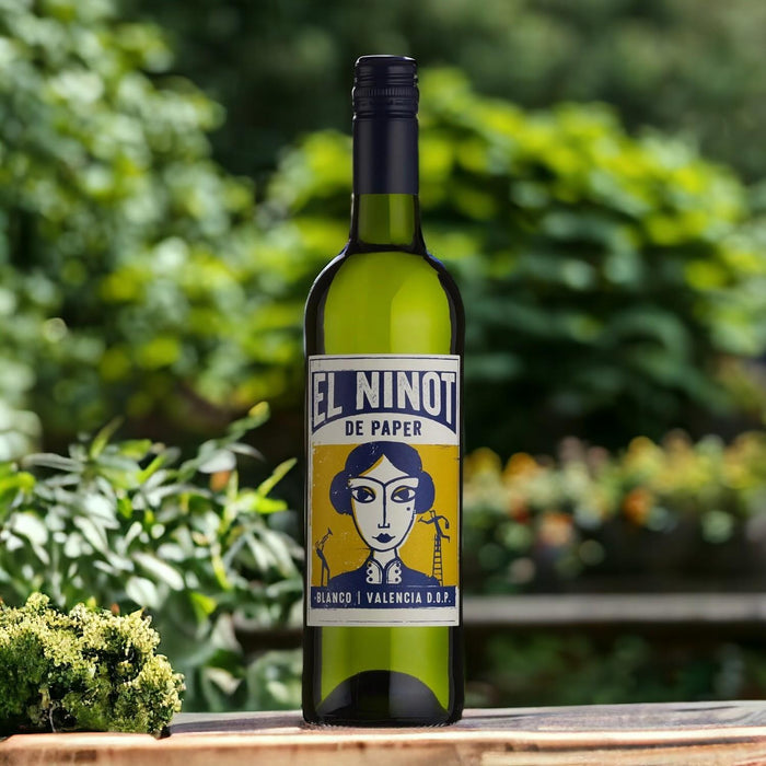 El Ninot De Paper Blanco