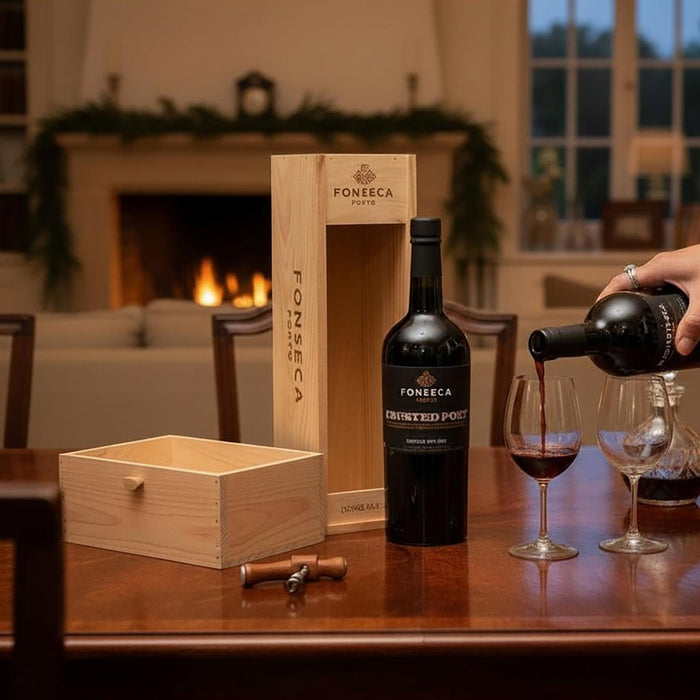 Fonseca Crusted Port In Wooden Gift Box At Christmas